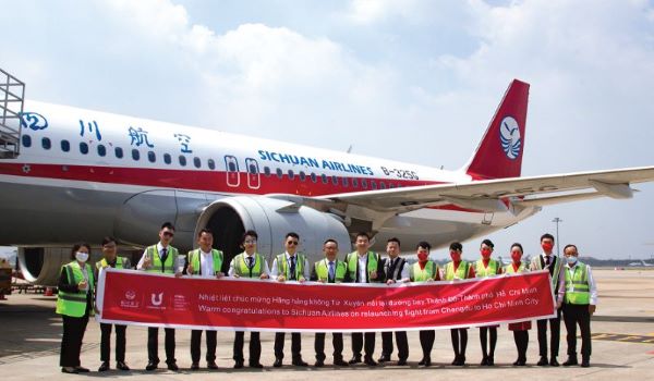 FLYONE mở bán lịch bay và sản phẩm của Sichuan Airlines (3U)