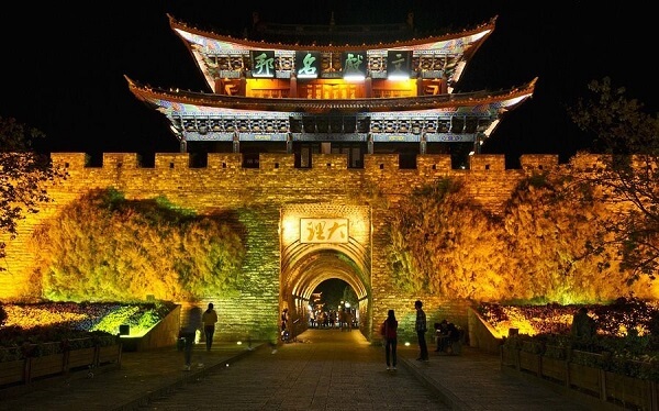 Top những điểm đến checkin siêu đẹp khi du lịch Trung Quốc Lệ Giang