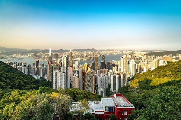 Hãy liên hệ với Nam Thanh Travel để làm visa Hong Kong nhanh nhất