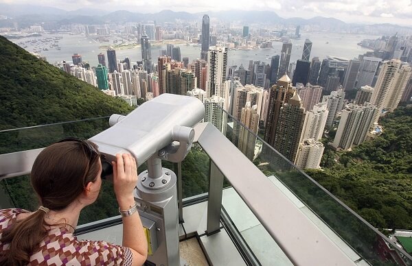 Bạn có thể ngắm toàn cảnh Hong Kong từ đỉnh núi Thái Bình