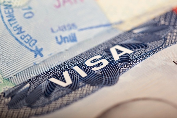 Hồ sơ gia hạn visa cần những gì?