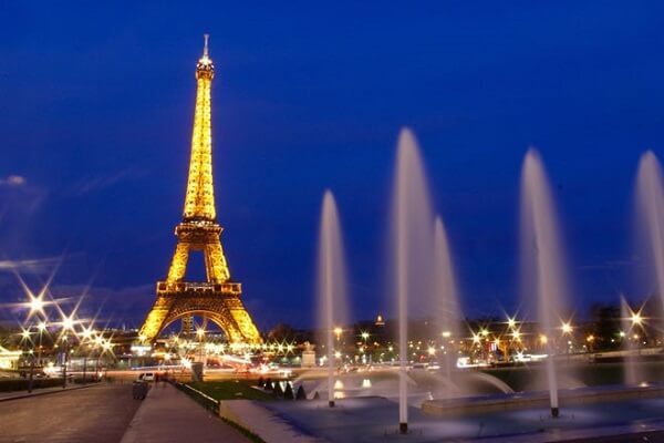 Tháp Eiffel – Biểu tượng của nước Pháp