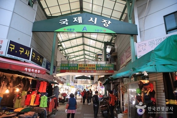 Các khu chợ Gukje Market tại Hàn Quốc