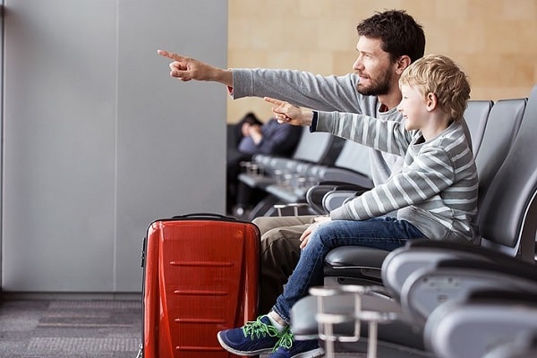 Quy định hành lý xách tay khi mua vé máy bay Czech Airlines