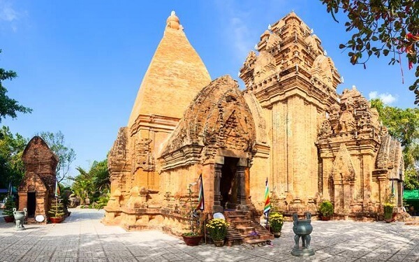 Di tích cổ xưa Chăm Pa tại Nha Trang