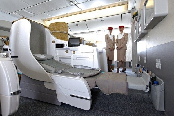 Hạng thương gia hãng hàng không Emirates (Ảnh: internet)