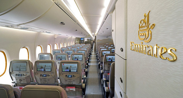 Hạng phổ thông hãng Emirates